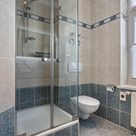 아파트 Jenseits Von Eden