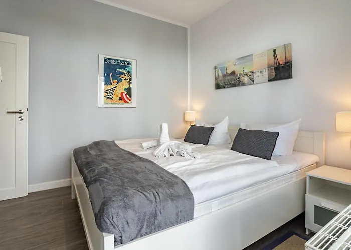 Jenseits Von Eden In Der Eden Apartment